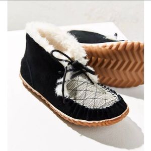 Sorel Out "n About Moccasin Boot 9